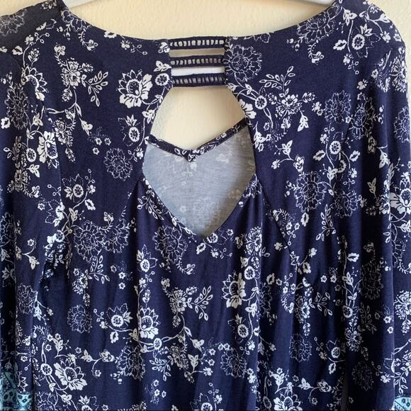 Stitch Fix Skies are Blue NWT Floral Print Wren Knit Dress, Navy Combo Size S - Picture 8 of 9